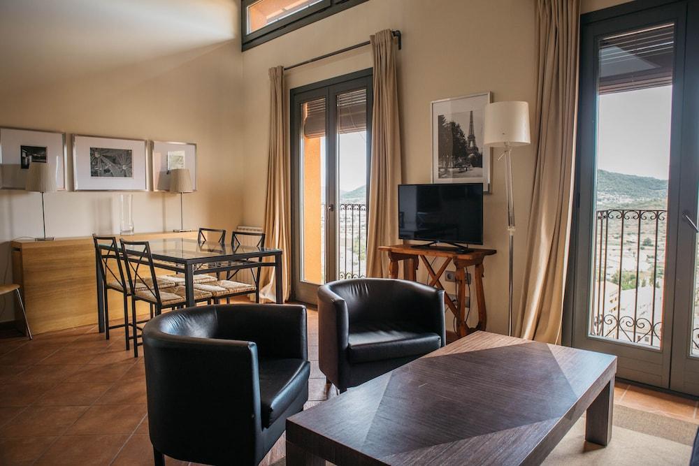 Bremon Boutique Hotel By Duquessa Hotel Collection Cardona Ngoại thất bức ảnh